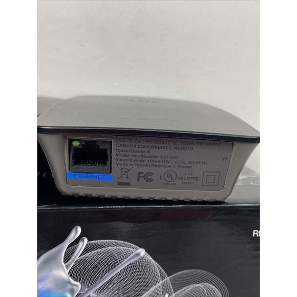 Cisco Linksys N300 Wireless Range Extender RE1000 Video Streaming 300 Mbps Speed - Picture 8 of 10